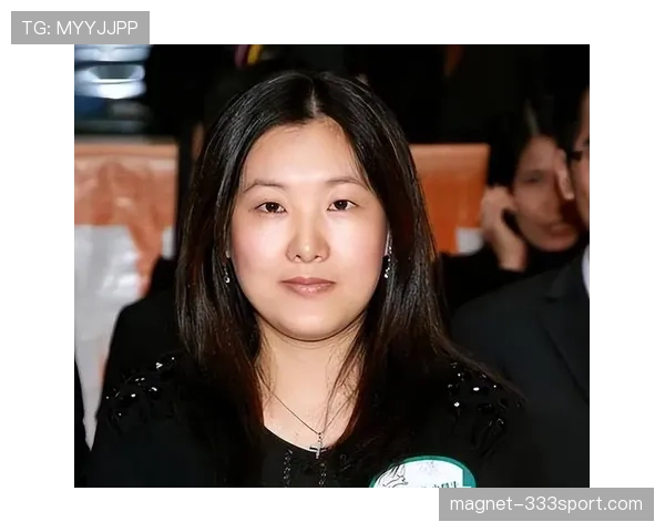 伏明霞发张日常就让人怀疑:是奥运冠军还是隐形阔太 伏明霞发张日常就让人怀疑:是奥运冠军还是隐形阔太